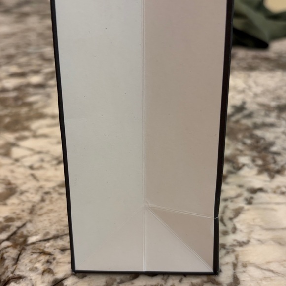 Small Chanel Empty Shopping Gift Decor Bag Reusable Clean White Black Storage - Picture 14 of 15
